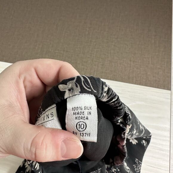 Vtg Valerie Stevens Womens 10 100% Pure Silk Dark Floral Midi Skirt Whimsygoth - Picture 7 of 7